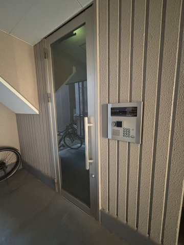 21/24 エントランス