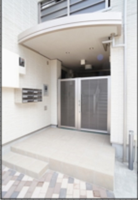 19/20 エントランス