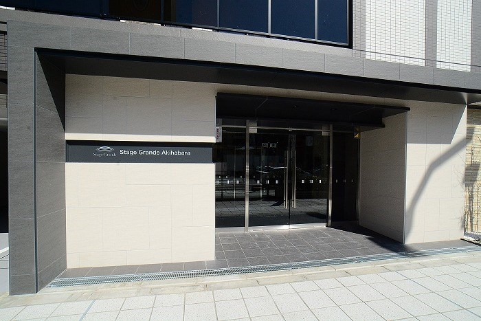 2/5 エントランス