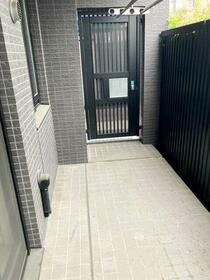 13/16 バルコニー