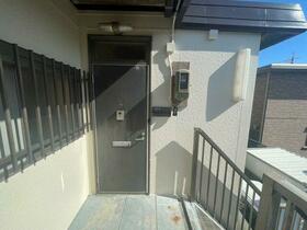 15/15 エントランス