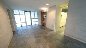 2/11 エントランス