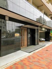 2/2 エントランス