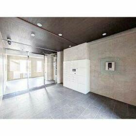 3/3 エントランス