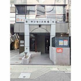 14/15 エントランス