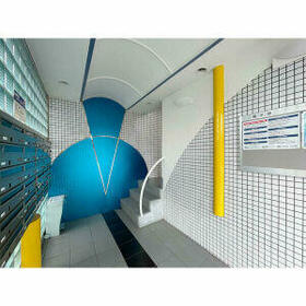 15/16 エントランス