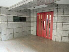 15/16 エントランス