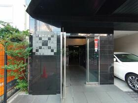 5/5 エントランス