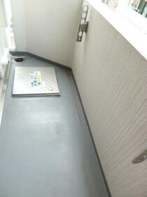 13/16 バルコニー