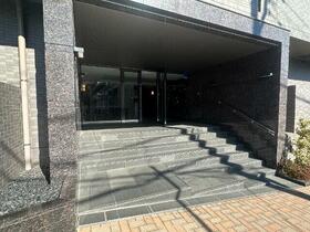 4/4 エントランス