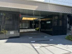 4/4 エントランス