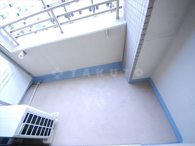 21/30 バルコニー