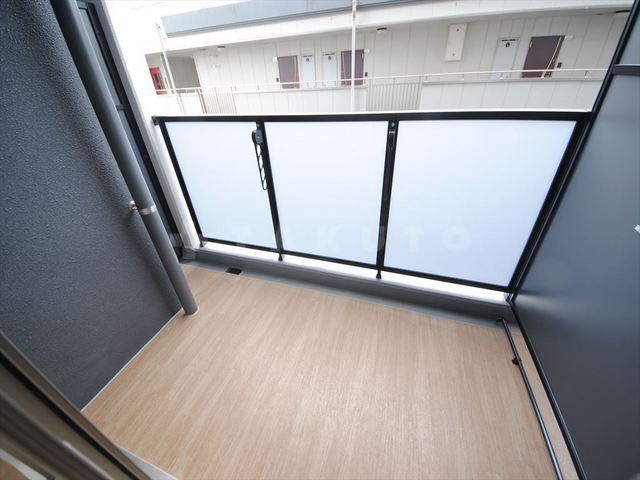 17/26 バルコニー