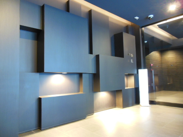 21/26 エントランス