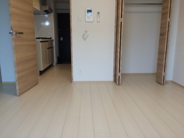 2/2 エントランス