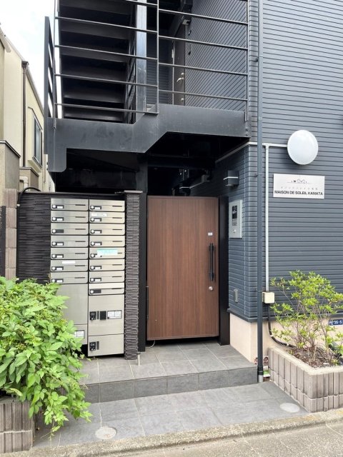 17/26 エントランス