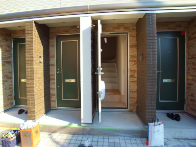 15/15 エントランス