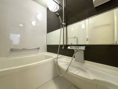 13/23 浴室