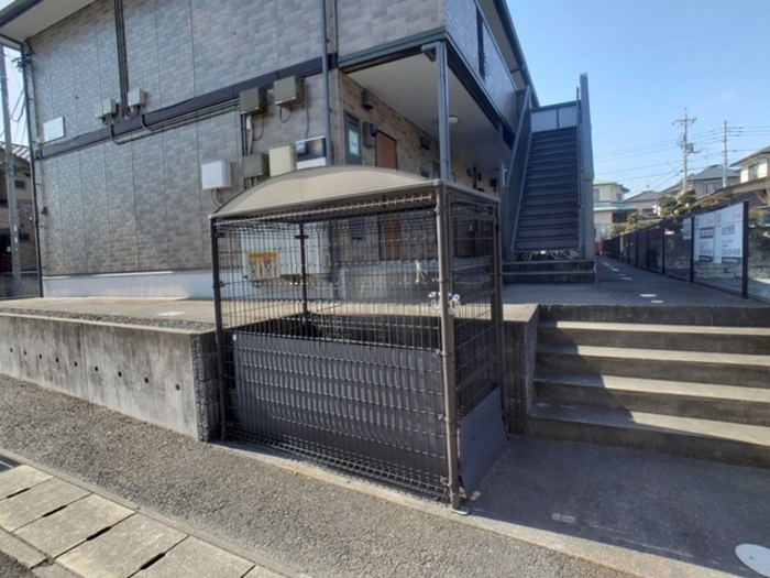 19/27 エントランス