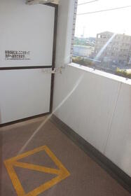 13/16 バルコニー