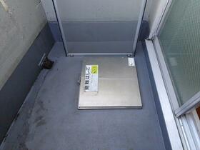 13/16 バルコニー