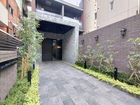 2/2 エントランス