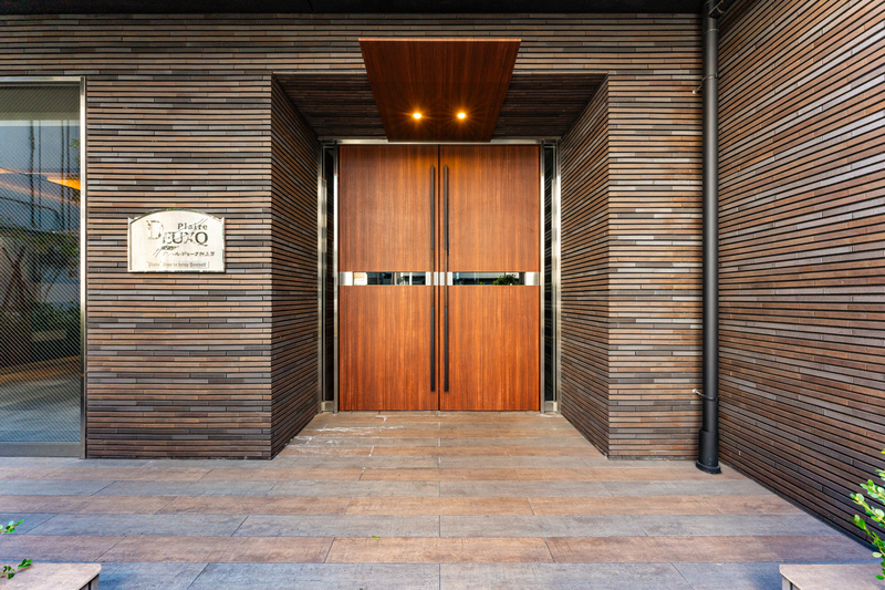 2/2 エントランス