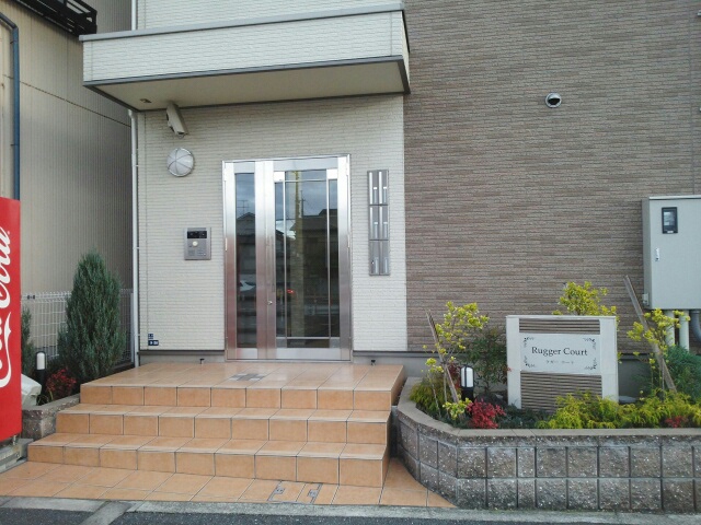 2/8 エントランス