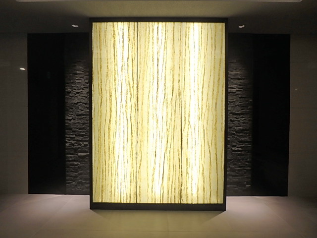 23/24 エントランス