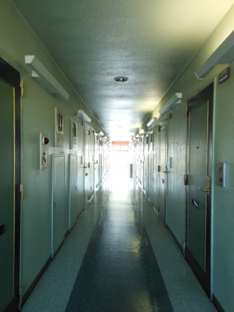 21/22 エントランス