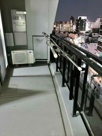 13/16 バルコニー