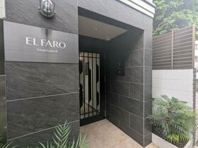 15/15 エントランス