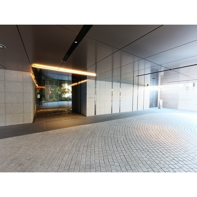 16/24 エントランス