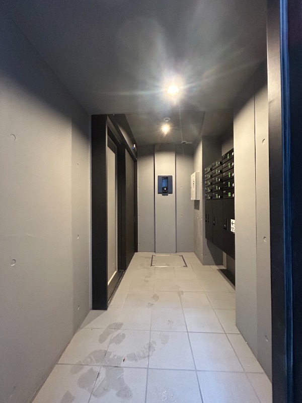 2/2 エントランス