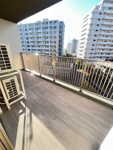 19/24 バルコニー