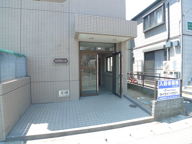 20/22 エントランス