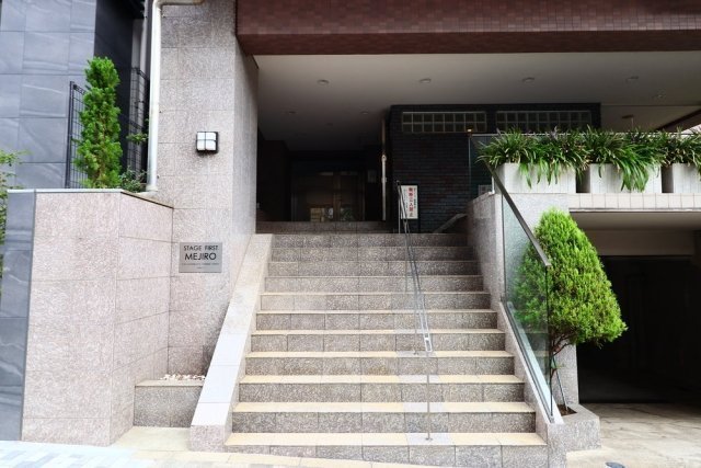 21/24 エントランス