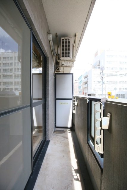 18/28 バルコニー