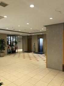 14/14 エントランス