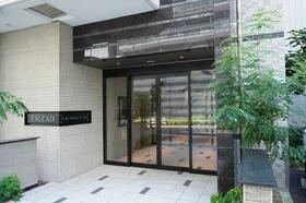 2/2 エントランス