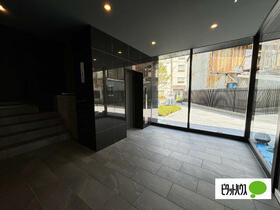 15/16 エントランス