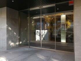 13/21 エントランス