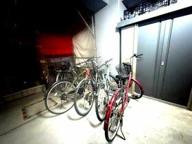 15/15 エントランス