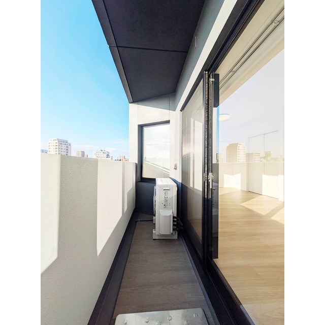 13/22 バルコニー