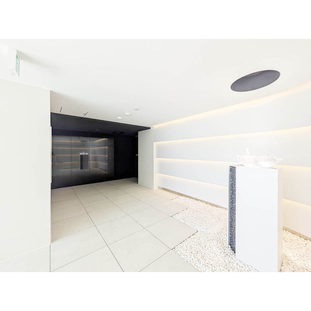 18/22 エントランス