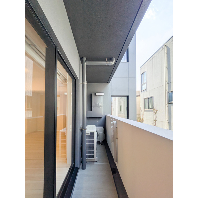 14/23 バルコニー