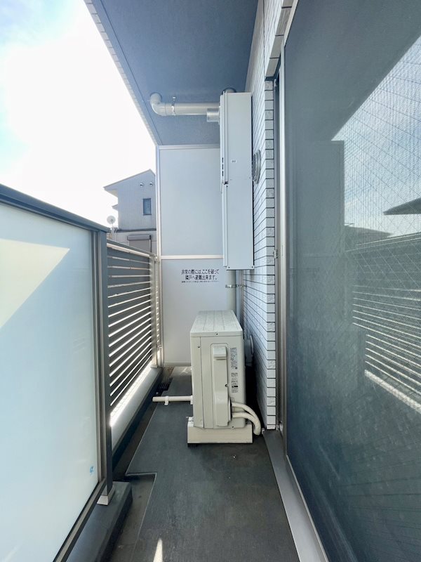 15/22 バルコニー