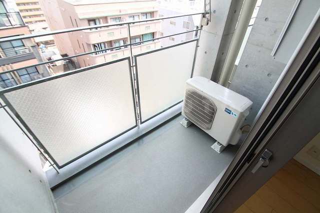 13/18 バルコニー