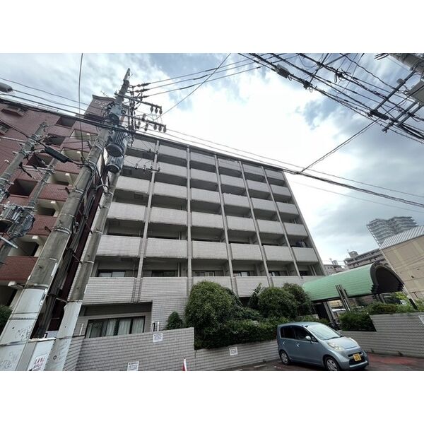 15/23 エントランス