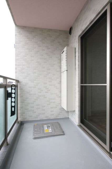 21/30 バルコニー